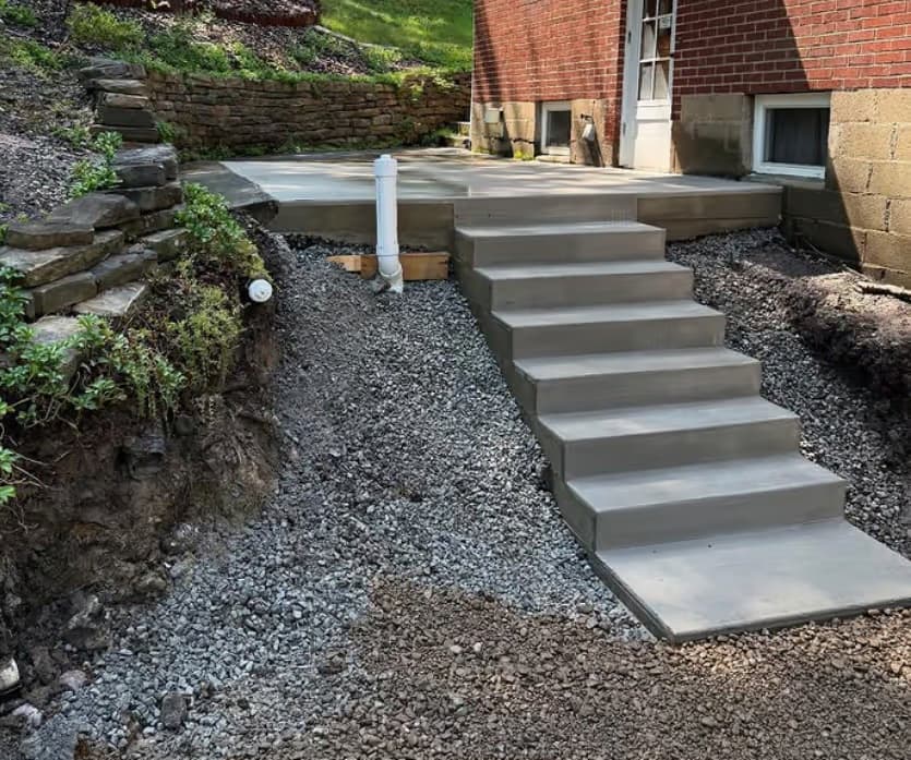 Concrete steps with gravel path